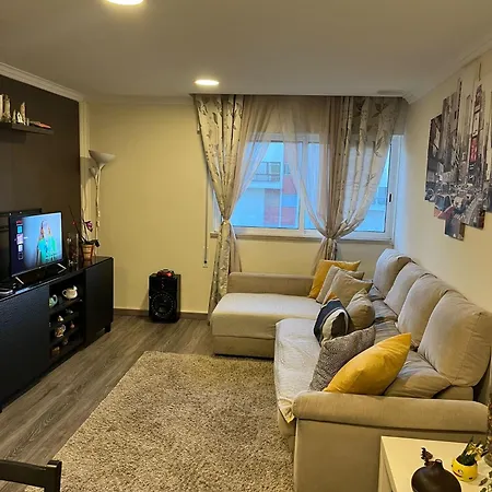 Em Compartilhado Apartment *
